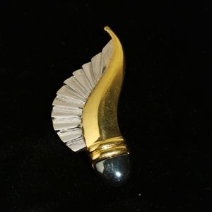 Butler 5th Avenue Collection Broach (stamped)